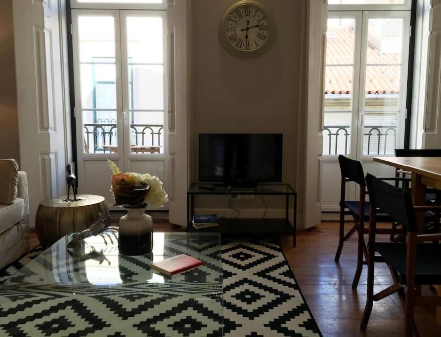 Sm2 Romantic Home By The Gardens Pr Real & Bairro Alto Lisboa Extérieur photo