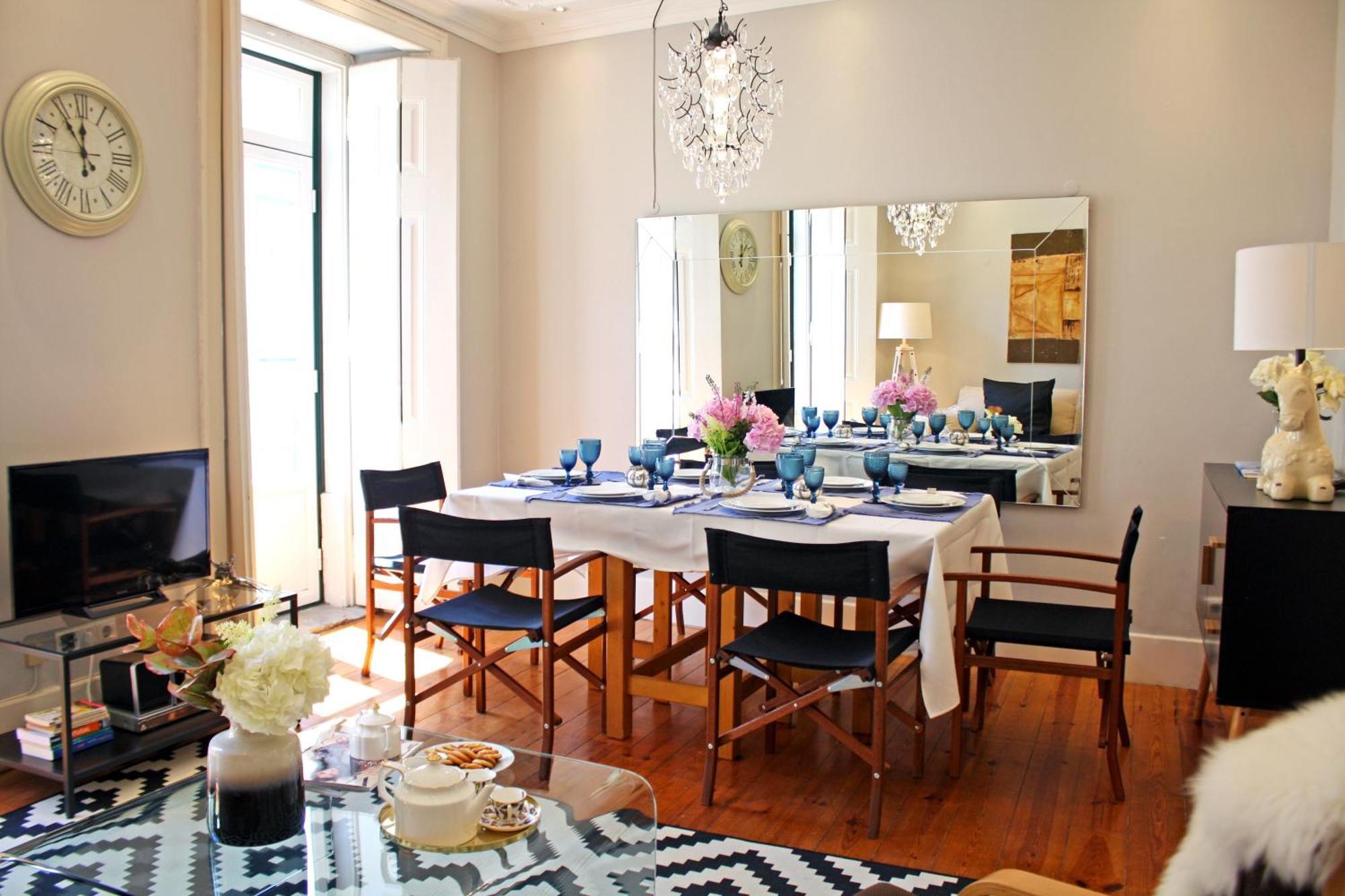 Sm2 Romantic Home By The Gardens Pr Real & Bairro Alto Lisboa Extérieur photo